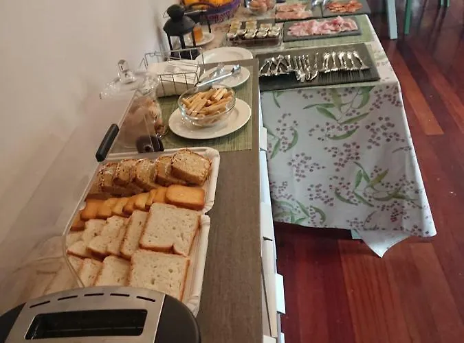 فندق Rural Triana 3*
