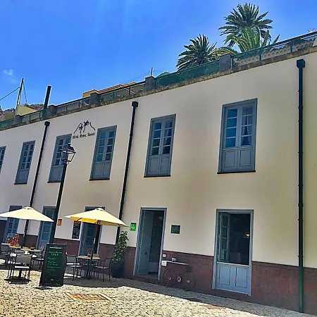 Rural Triana Hotel 3*